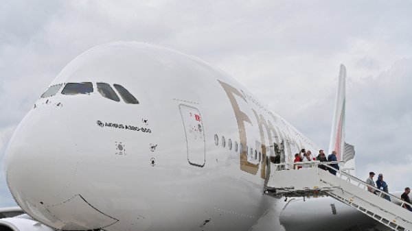 中博策略 特朗普关税干扰美欧航空供应链，航空业集体呼吁“免关税”